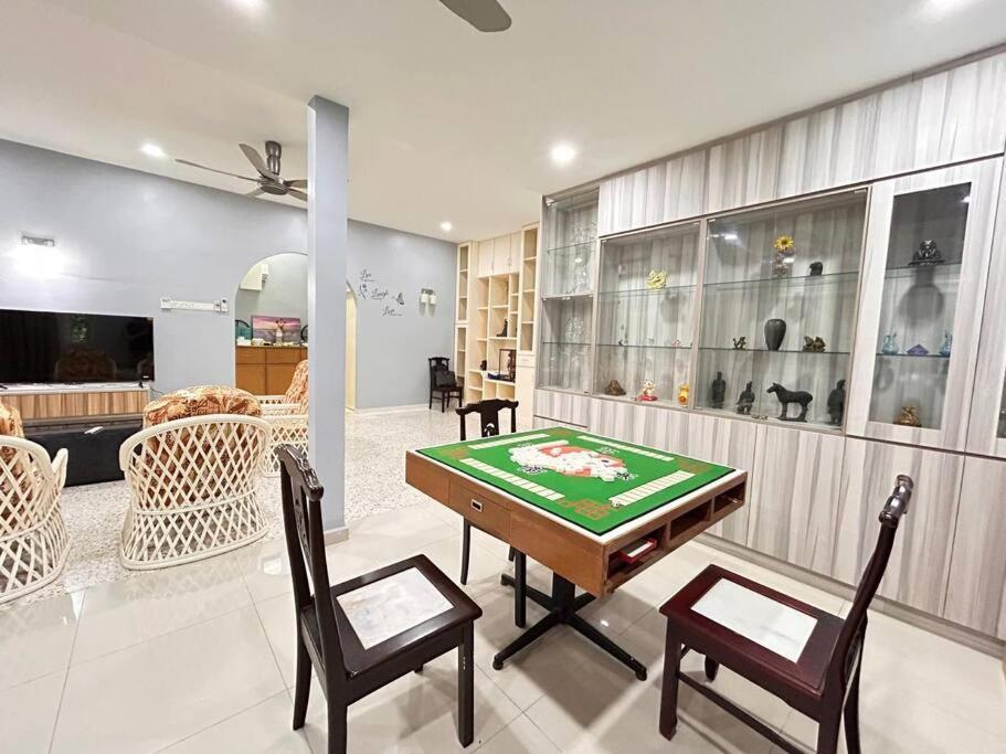 Blossom Spacious Comfy 830 Holiday home